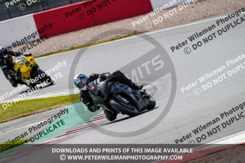 donington no limits trackday;donington park photographs;donington trackday photographs;no limits trackdays;peter wileman photography;trackday digital images;trackday photos